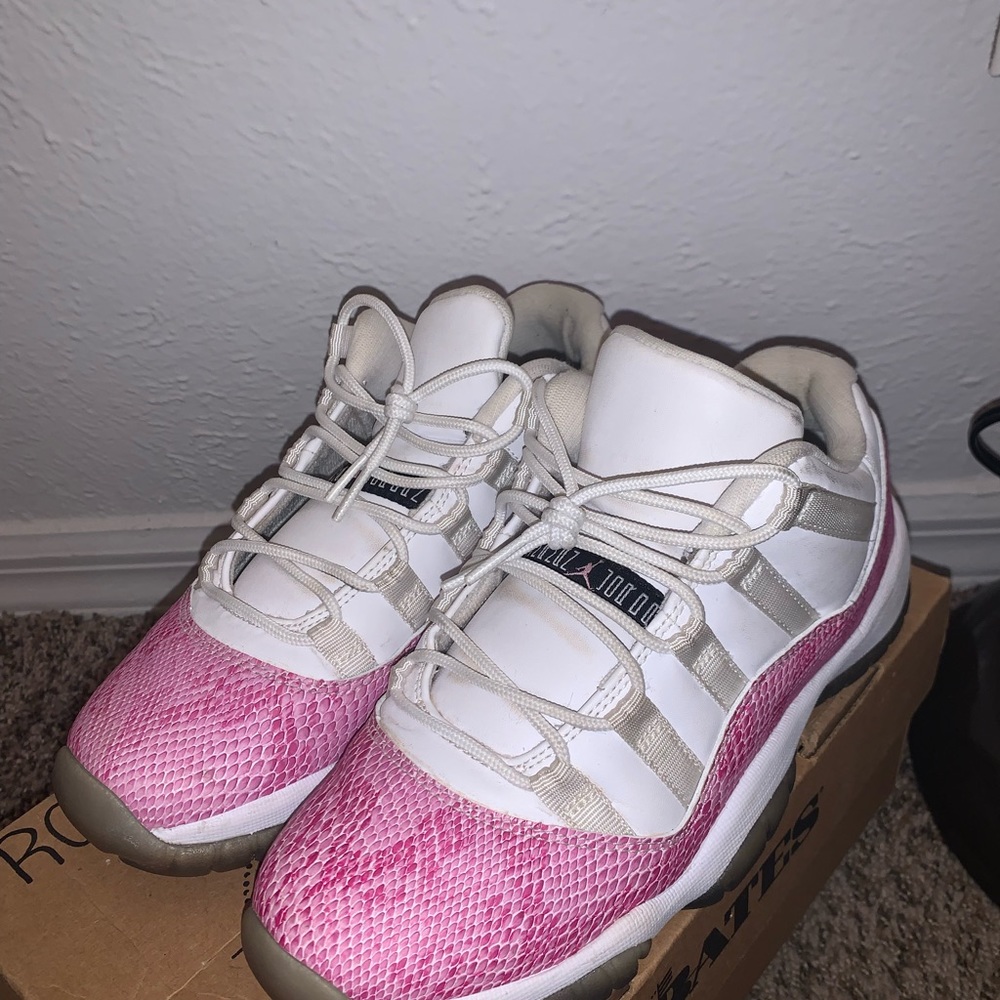 Women’s Jordan’s